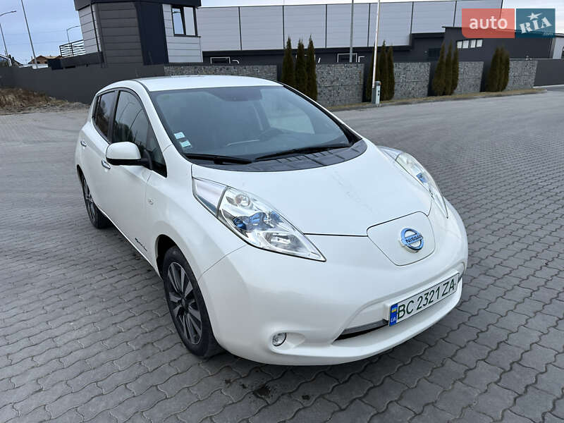Хетчбек Nissan Leaf 2016 в Львові