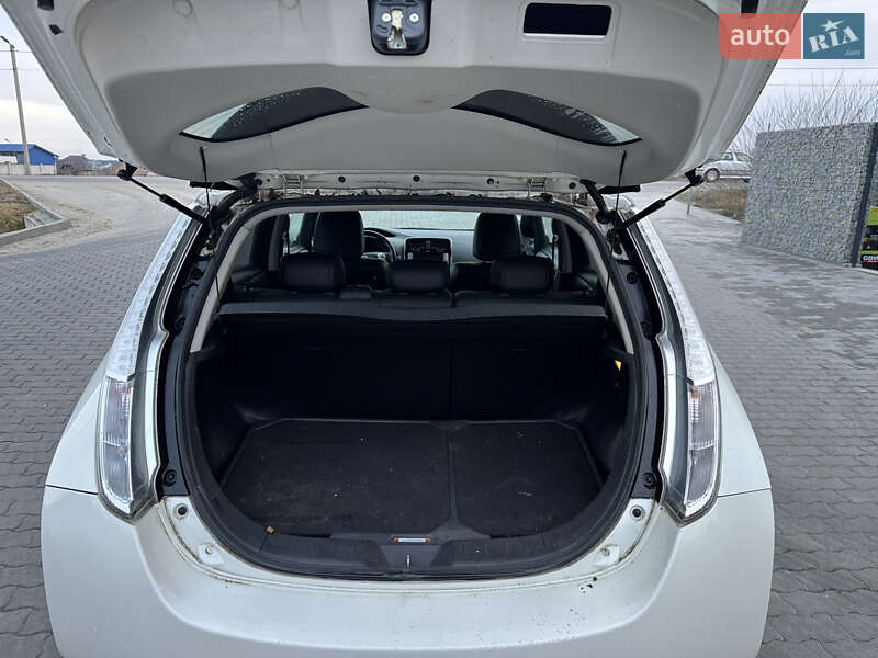 Хетчбек Nissan Leaf 2016 в Львові