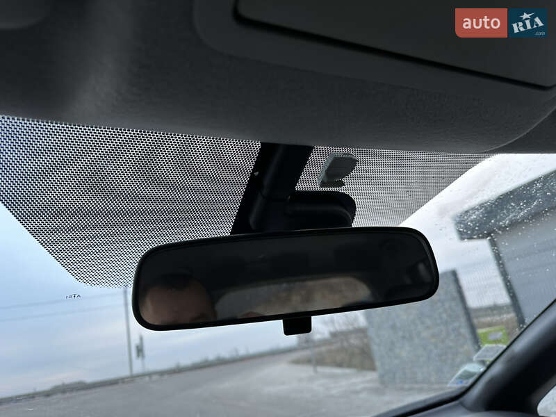 Хетчбек Nissan Leaf 2016 в Львові