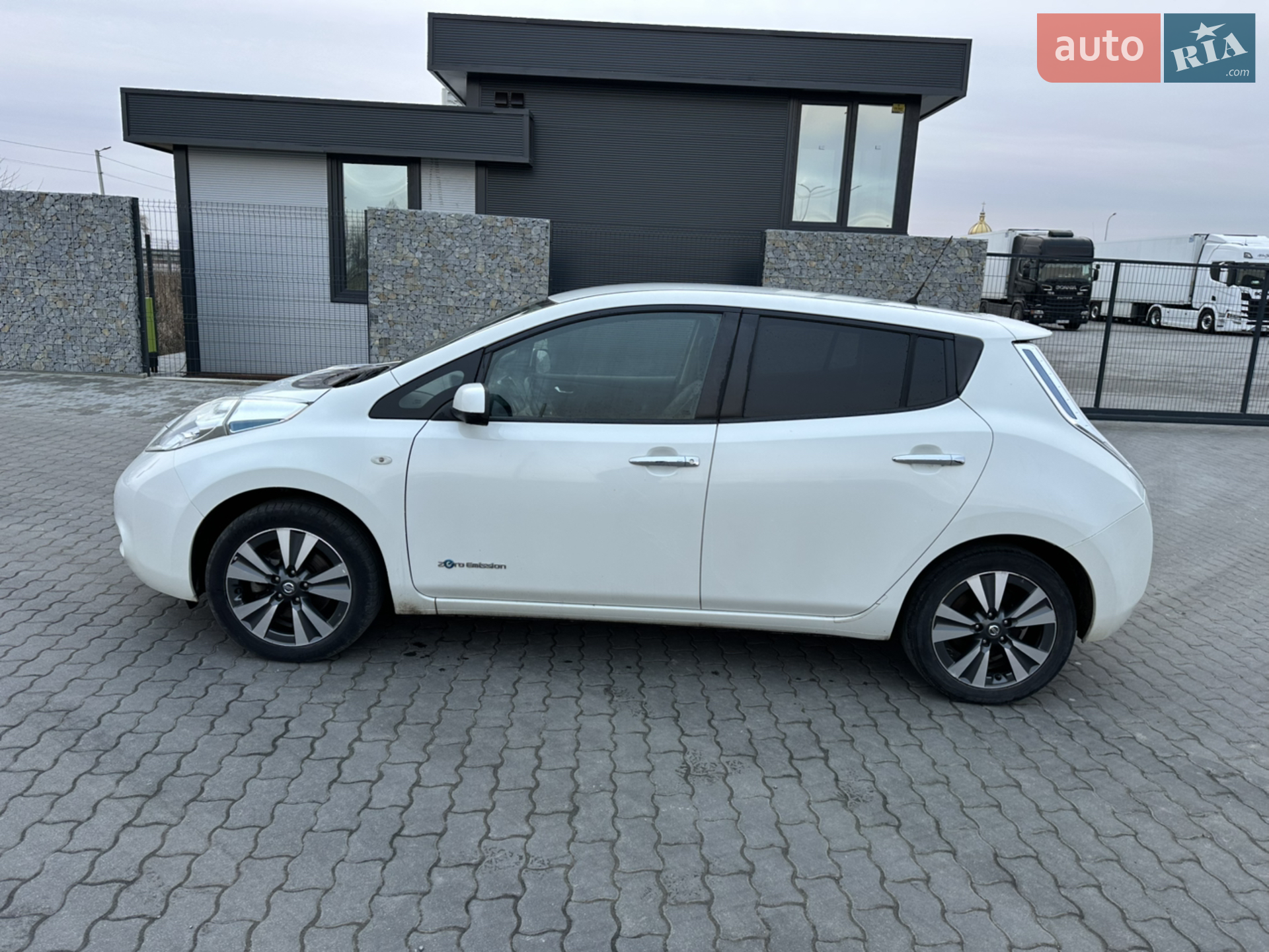 2016 Nissan Leaf - мініатюра 29