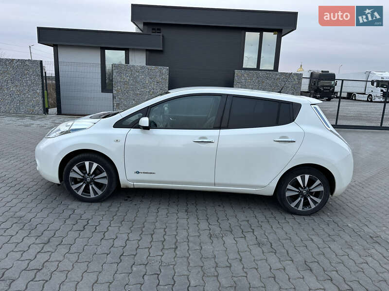 Хетчбек Nissan Leaf 2016 в Львові