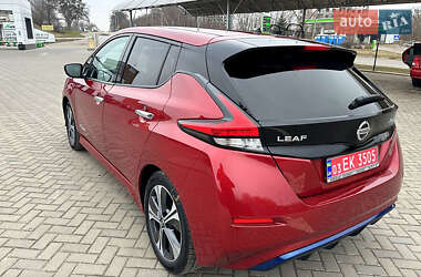 Хэтчбек Nissan Leaf 2018 в 