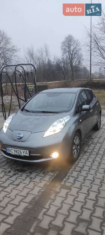 Хетчбек Nissan Leaf 2014 в Бориславі