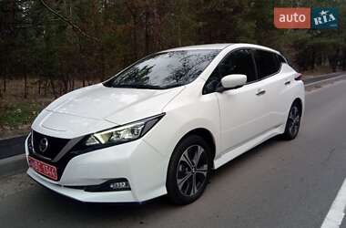 Хетчбек Nissan Leaf 2021 в Києві