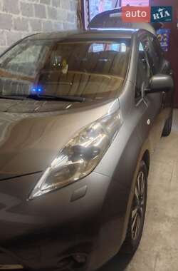 Хетчбек Nissan Leaf 2014 в Бориславі