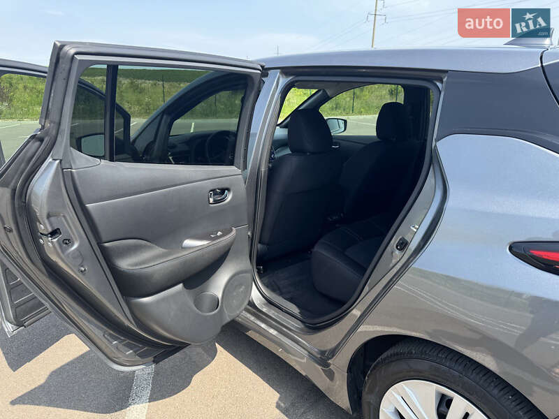 Хэтчбек Nissan Leaf 2022 в Здолбунове