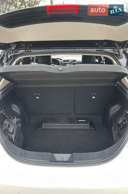 Хэтчбек Nissan Leaf 2020 в 
