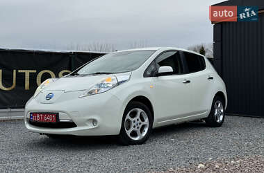 Хэтчбек Nissan Leaf 2012 в 