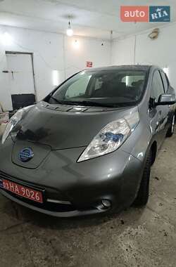 Хэтчбек Nissan Leaf 2014 в Ровно