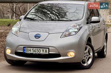 Хетчбек Nissan Leaf 2011 в Одесі