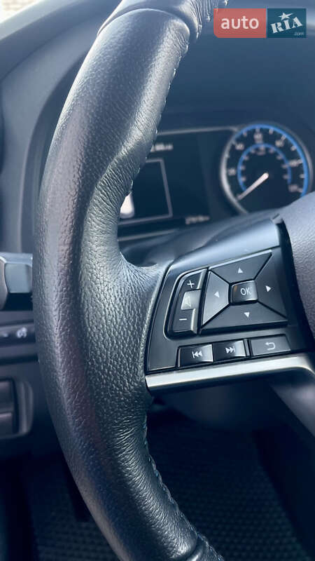 Хэтчбек Nissan Leaf 2020 в Киеве