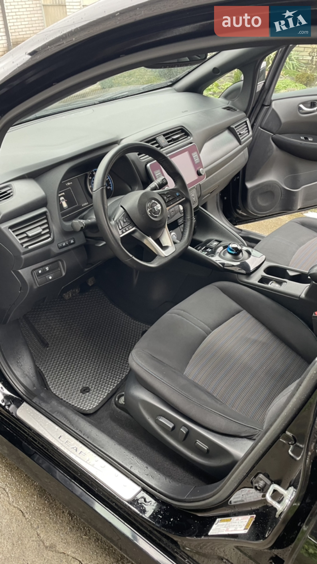 2020 Nissan Leaf - мініатюра 27