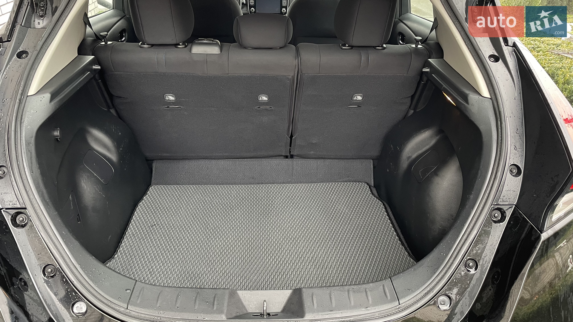 2020 Nissan Leaf - мініатюра 28