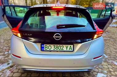 Хетчбек Nissan Leaf 2023 в Тернополі