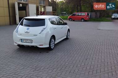 Хэтчбек Nissan Leaf 2013 в Запорожье