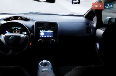 Хэтчбек Nissan Leaf 2013 в Запорожье