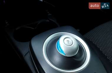 Хэтчбек Nissan Leaf 2013 в Запорожье