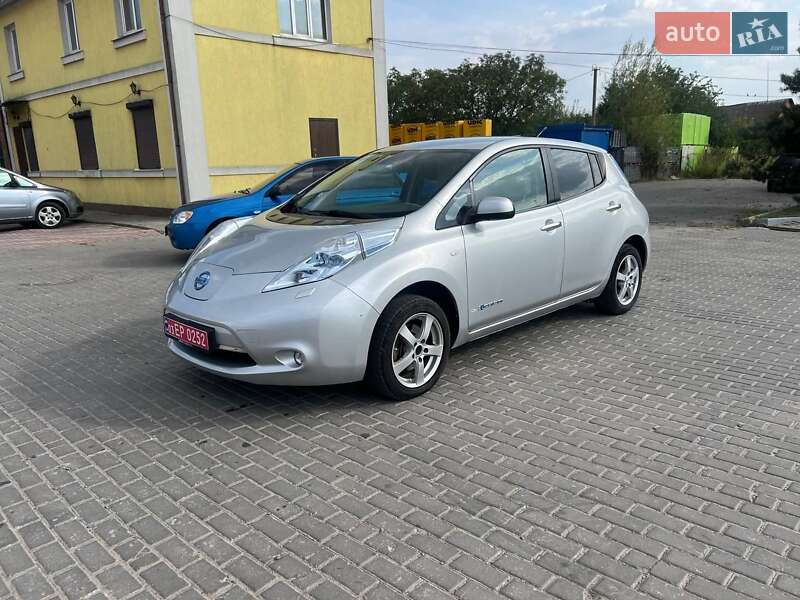 Хэтчбек Nissan Leaf 2012 в Казатине фото 3 Хэтчбек Nissan Leaf 2012 в Казатине
