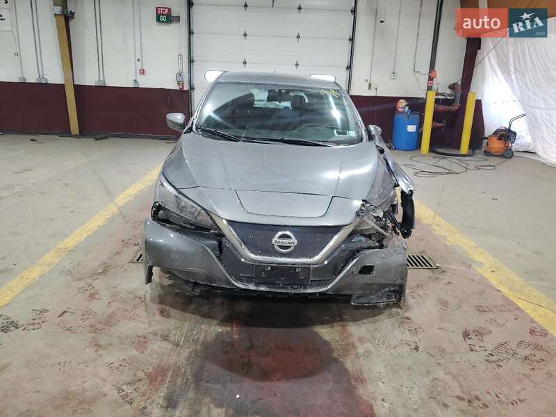 Хэтчбек Nissan Leaf 2018 в Черкассах