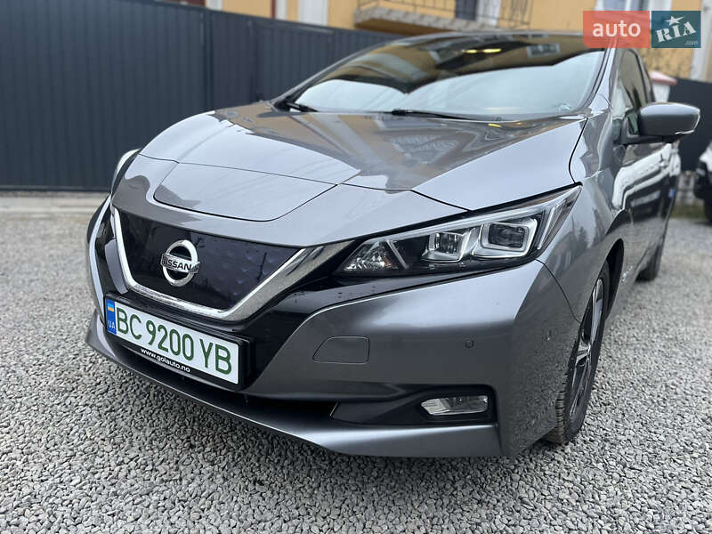 Хэтчбек Nissan Leaf 2018 в Дрогобыче