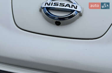 Хэтчбек Nissan Leaf 2014 в Ровно