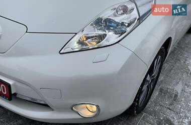 Хэтчбек Nissan Leaf 2014 в Ровно