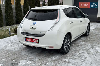 Хэтчбек Nissan Leaf 2014 в Ровно