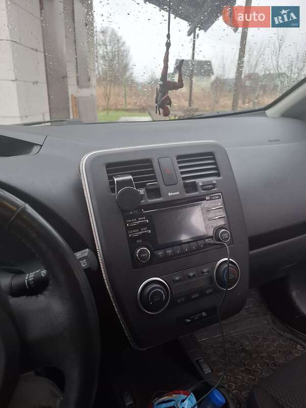 Хетчбек Nissan Leaf 2015 в Трускавці