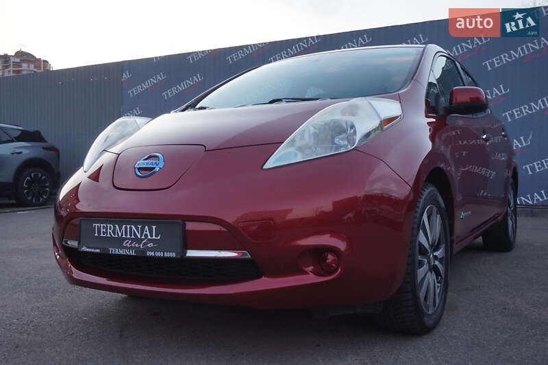 Хетчбек Nissan Leaf 2015 в Одесі