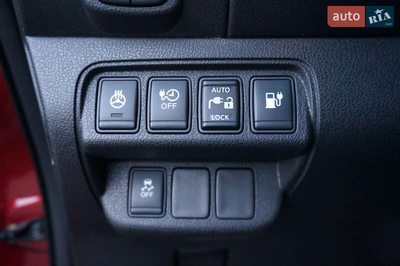 Хетчбек Nissan Leaf 2015 в Одесі