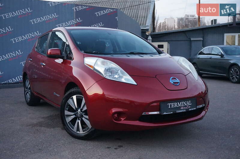 Хетчбек Nissan Leaf 2015 в Одесі