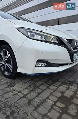 Хэтчбек Nissan Leaf 2019 в Ровно