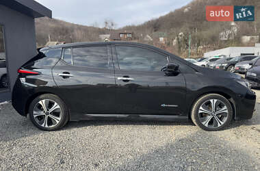 Хэтчбек Nissan Leaf 2019 в 