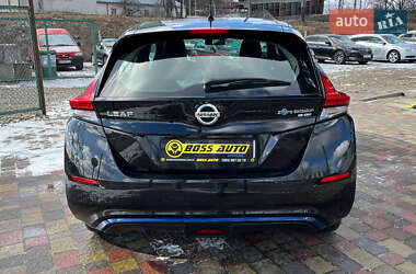 Хэтчбек Nissan Leaf 2020 в 