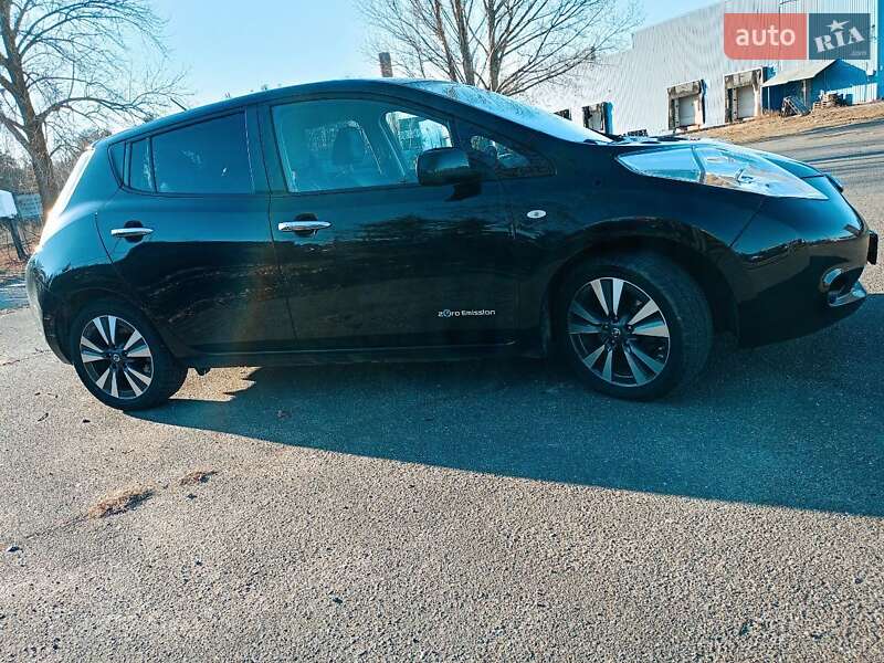 Nissan Leaf 2015