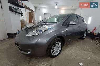 Хэтчбек Nissan Leaf 2016 в Ровно