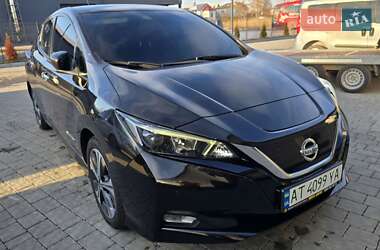Хетчбек Nissan Leaf 2018 в  фото 3 Хетчбек Nissan Leaf 2018 в