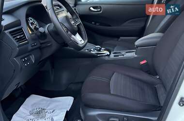Хэтчбек Nissan Leaf 2023 в 