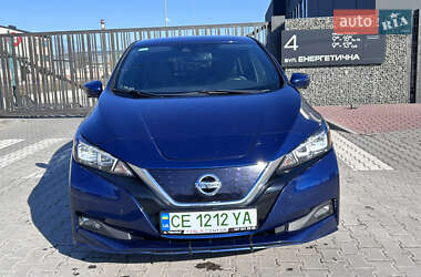Хэтчбек Nissan Leaf 2019 в 