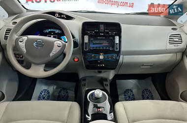 Хэтчбек Nissan Leaf 2015 в 