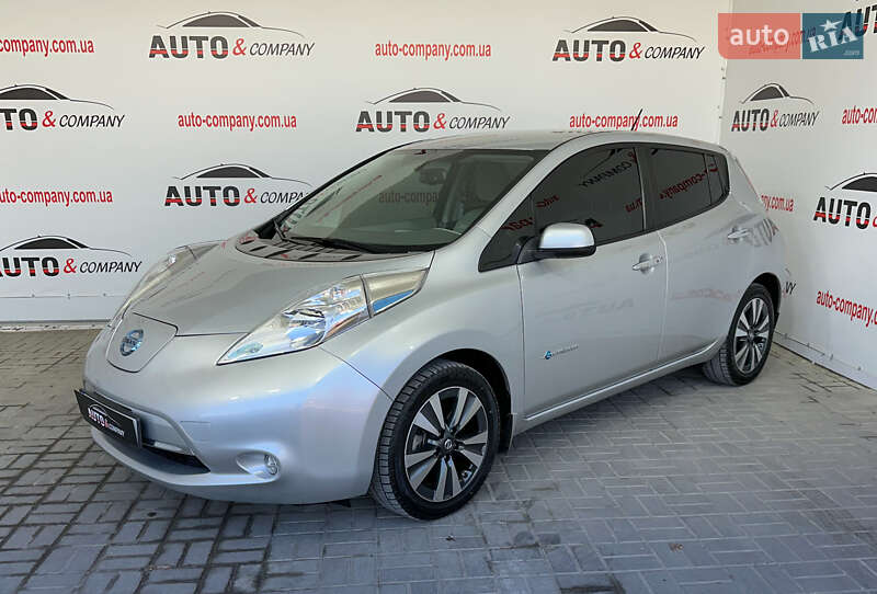 Хэтчбек Nissan Leaf 2015 в 