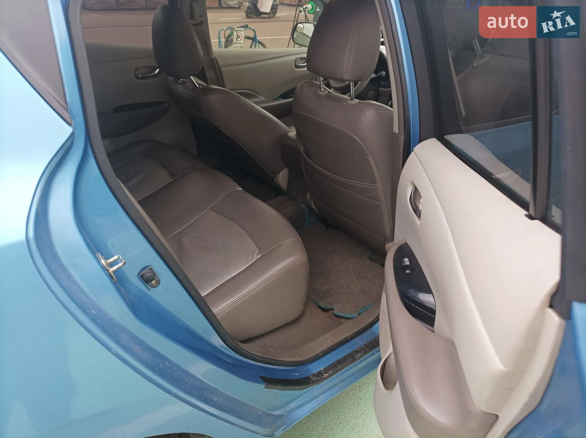 2012 Nissan Leaf - мініатюра 13