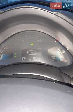 Хэтчбек Nissan Leaf 2014 в 