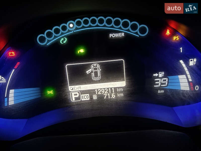 Хэтчбек Nissan Leaf 2013 в Николаеве