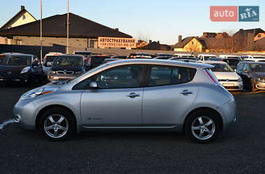 Хэтчбек Nissan Leaf 2014 в 