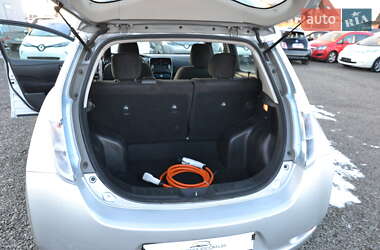 Хэтчбек Nissan Leaf 2014 в 