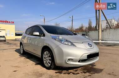 Хетчбек Nissan Leaf 2013 в Харкові