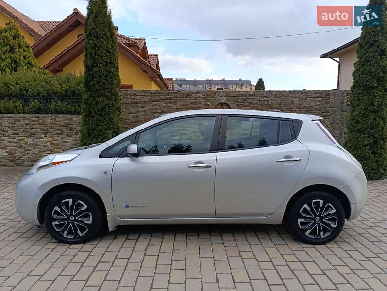 Хэтчбек Nissan Leaf 2014 в Ужгороде