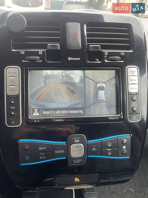 Хетчбек Nissan Leaf 2014 в Києві фото 21 Хетчбек Nissan Leaf 2014 в Києві