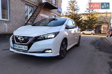 Хэтчбек Nissan Leaf 2020 в Подольске